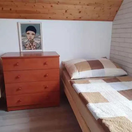 In 42694 *